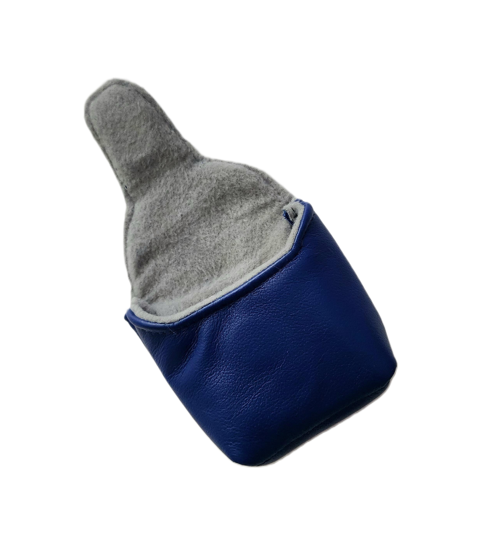 Robert Mark Golf limited edition Palmetto mallet putter headcover with SC flag design on soft, protective golf accessory.